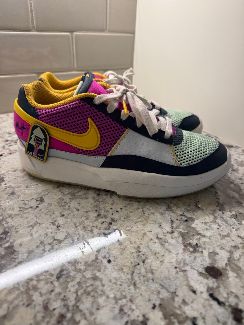 Nike youth basketball shoes Nike Ja 1 SE
Welcome to Camp (GS) size 5.5y